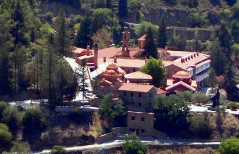 Царский ставропигиальный монастырь Махерас.