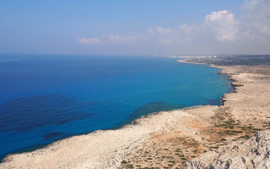 Панорама Айя Напы и побережья Каво Греко (Кипр)