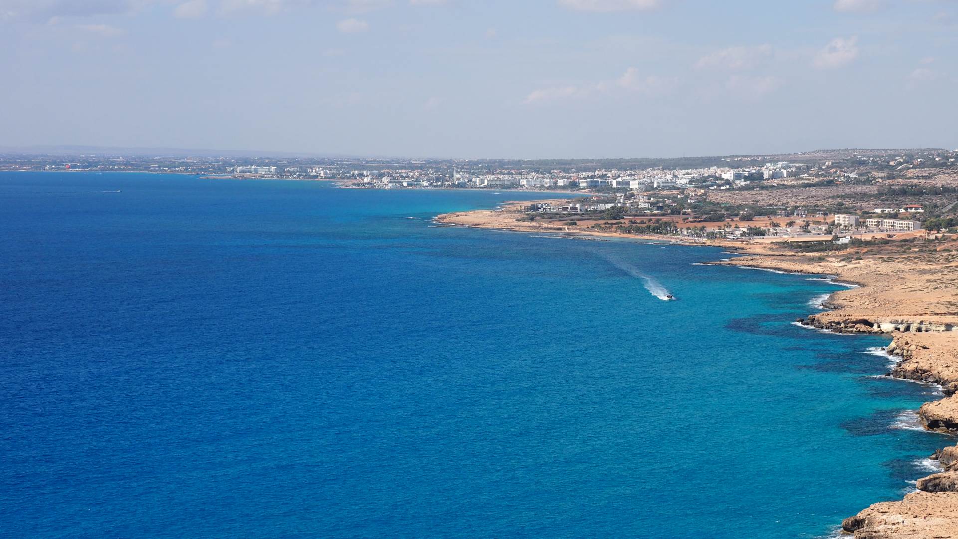 Панорама побережья Каво Греко (Кипр)