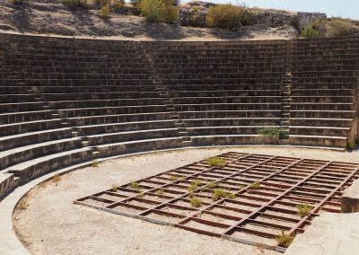 Древний театр в археопарке Соли (Кипр)