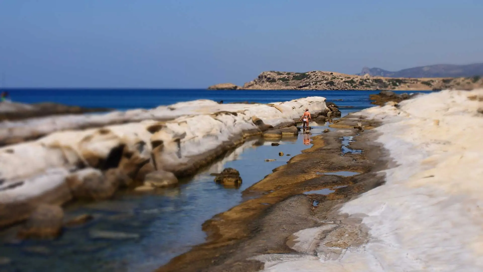 Белые отмели пляжа Каплиджа на Северном Кипре