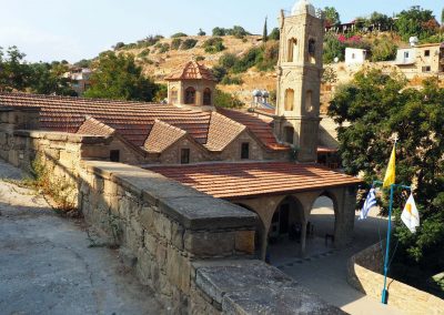 Деревня Тохни. Церковь Св. Константина и Елены. (экскурсии по Кипру, программы KiprGuru)