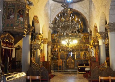 Внутреннее убранство храма в монастыре Св.Неофита Затворника (Кипр)