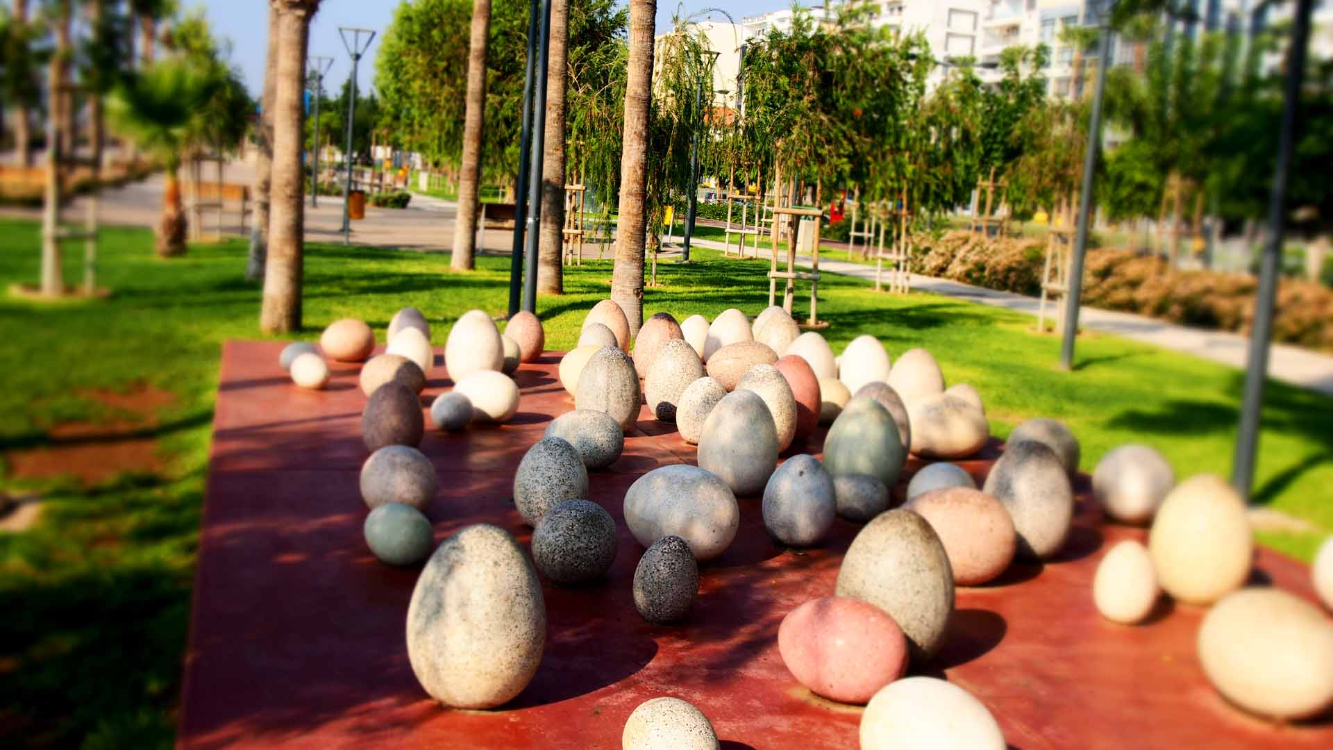 Парк скульптур, набережная Молосс в Лимассоле (Кипр)