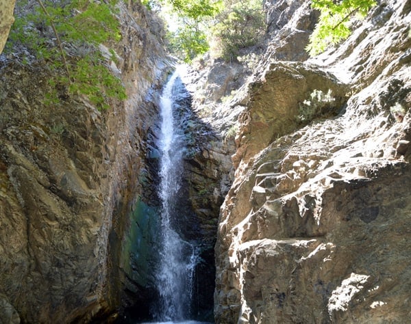 millomers_waterfall_kiprguru_600x474 Гора Трони (иллюстрация для экскурсии Сердце Кипра)