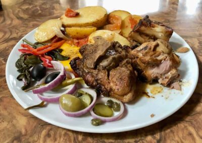Приготовление Клефтико - национальная кухня Кипра. Фото 6.