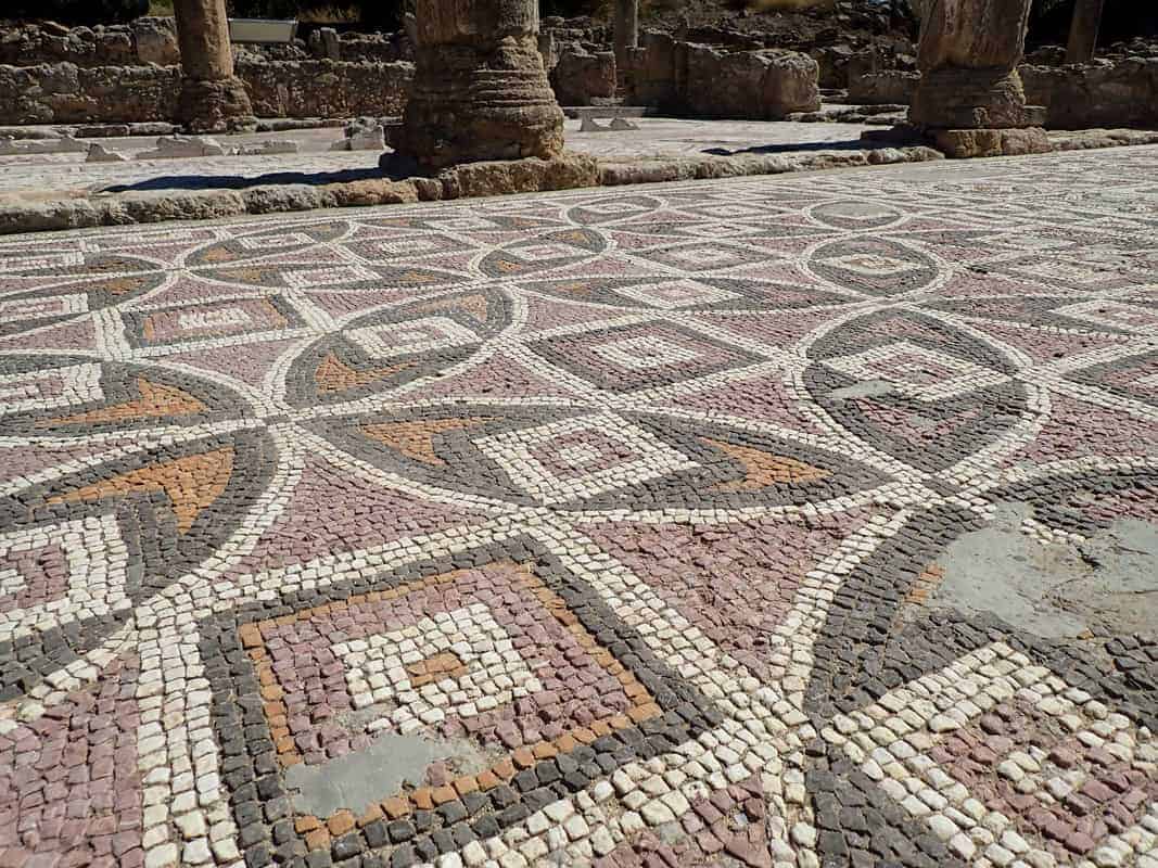 Вид на деревню Лефкара (Кипр).